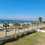 Frente Al Mar Costanera